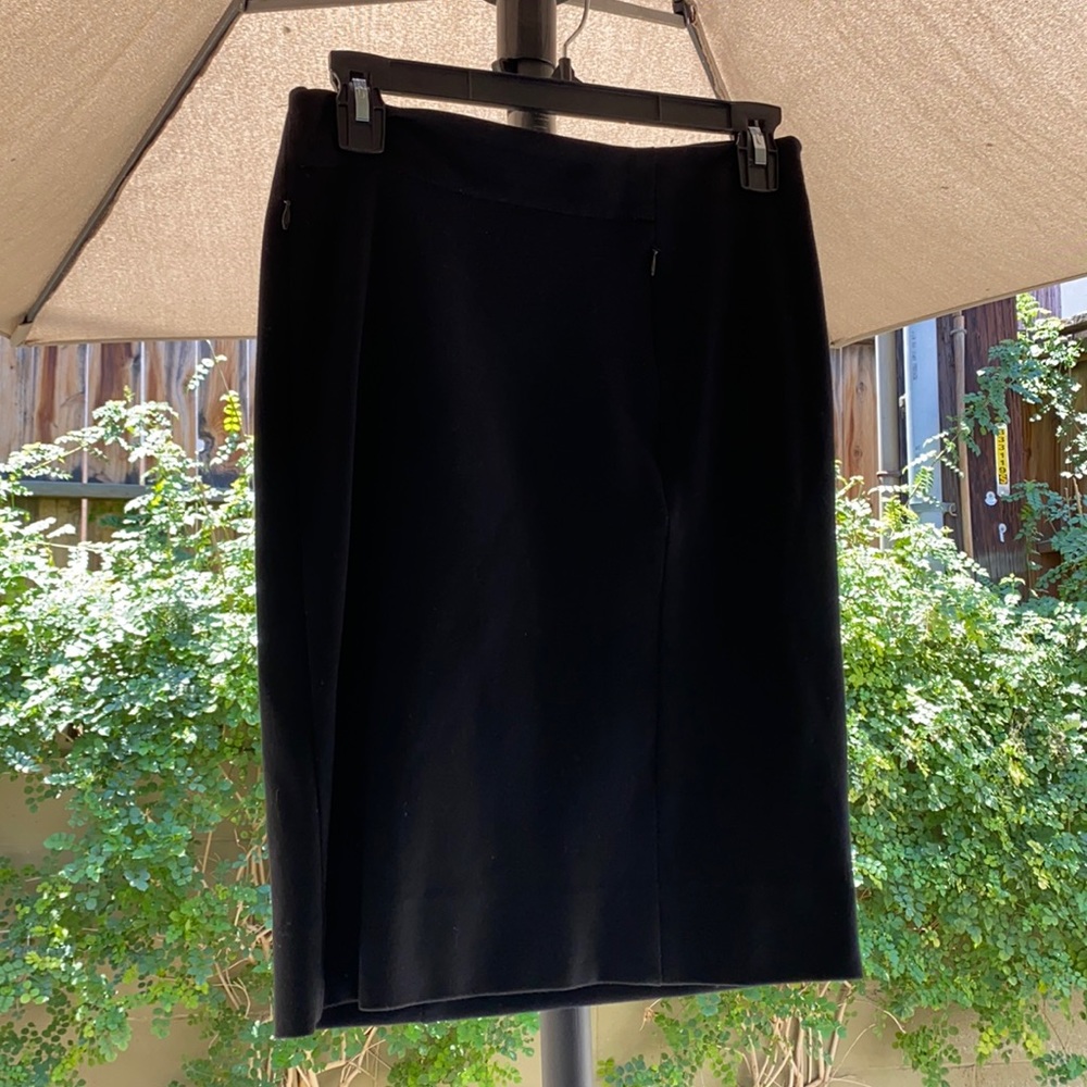 Diane Von Furstenberg Black Skirt Size 2